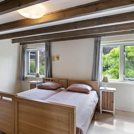 Hotel In With A Garden Horssen
